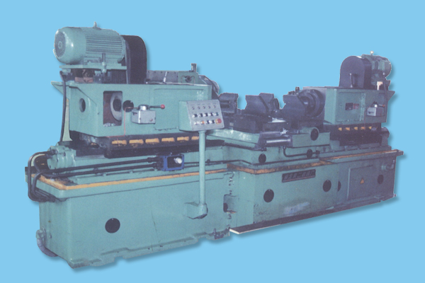 農用車(chē)左右半軸套管加(jia)工組合機床